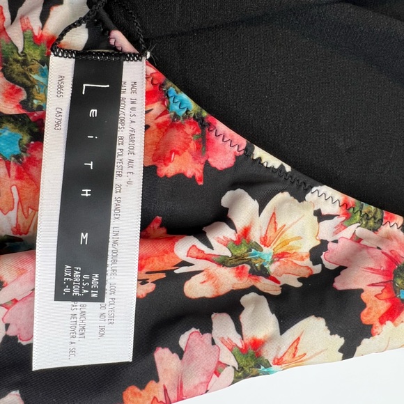 Leith Floral One Piece Open Back Swimsuit Size Medium New - Picture 7 of 11